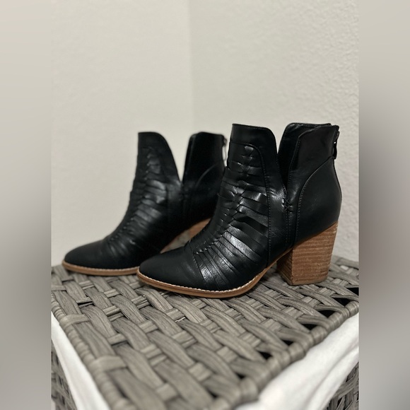 Black Leather Ankle Boots - Picture 1 of 4